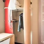 Ibis Hotel 3*