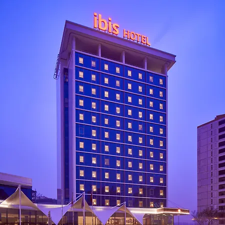 Otel Ibis 3*
