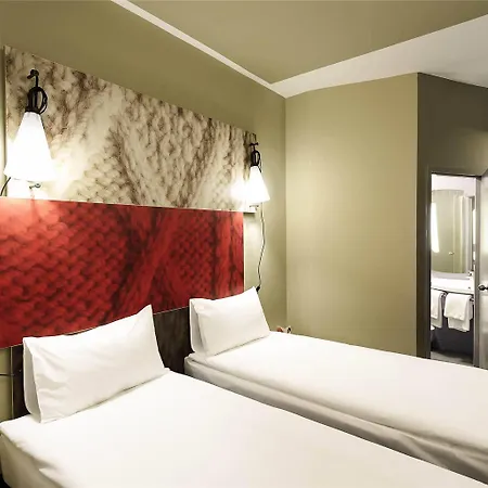 Ibis Hotel 3*