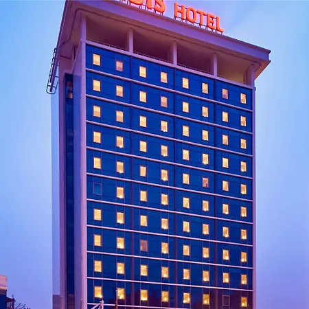 Ibis Hotel 3*