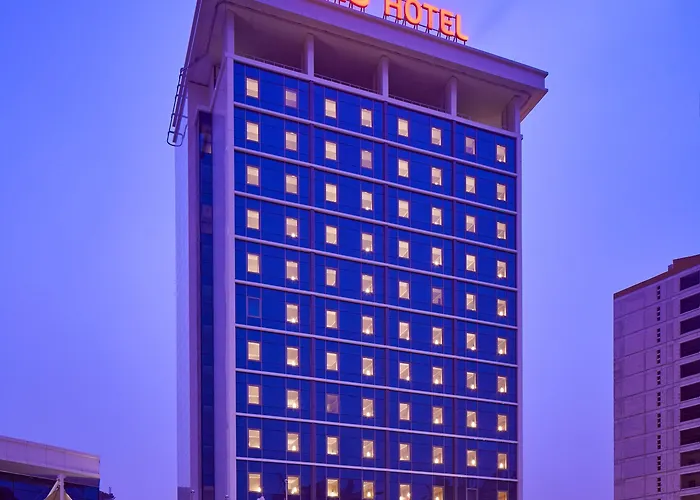 Otel Ibis 3*